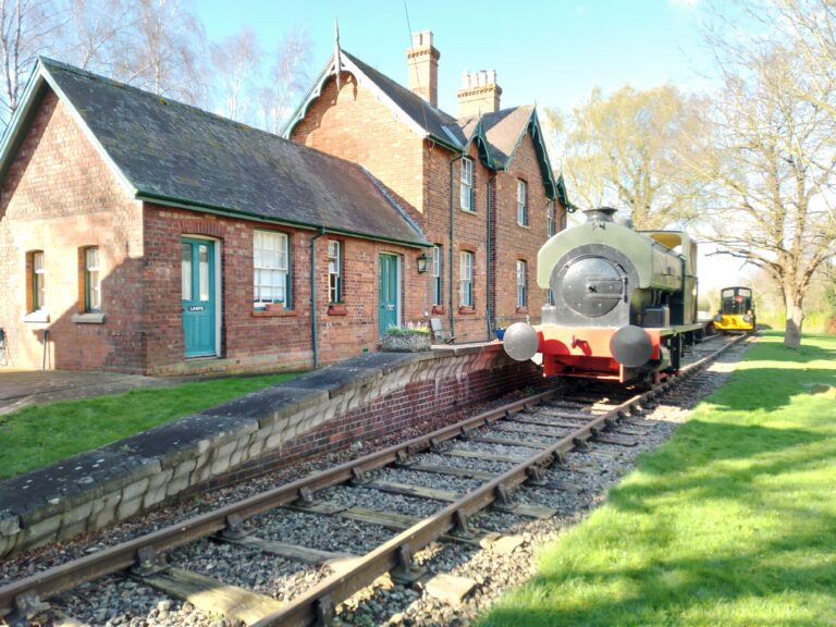 Railway Ramblers is a national club that organises walks and encourages interest in disused railway lines throughout the UK